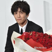 三代目jsb登坂広臣 岩田剛典誕生日に 秘蔵写真 公開 みんな可愛い 最高のメンバー モデルプレス