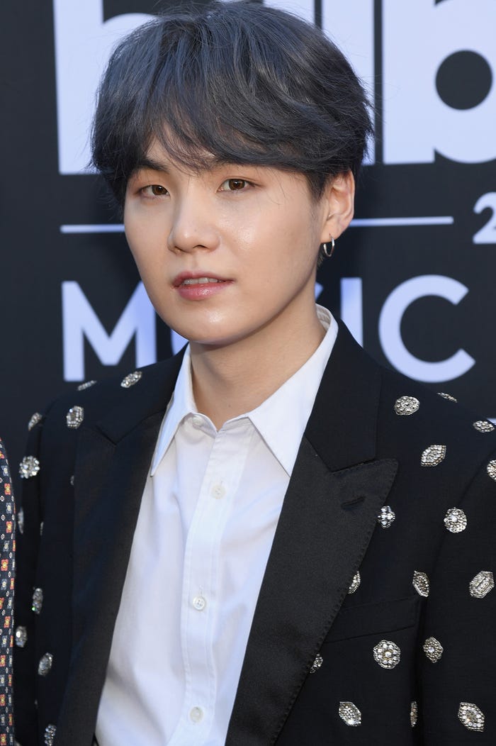 SUGA/photo by Getty Images