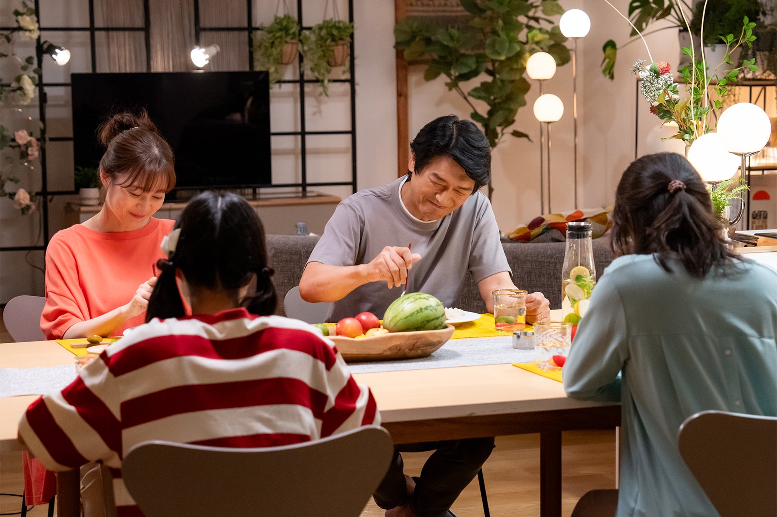 生田絵梨花、高橋克典「素晴らしき哉、先生！」第8話（C）ABCテレビ