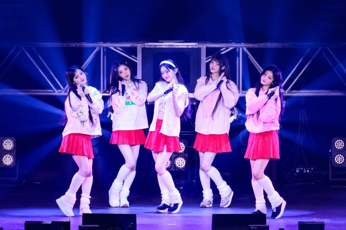 ILLIT(C)「BEAT AX Vol.6」製作委員会