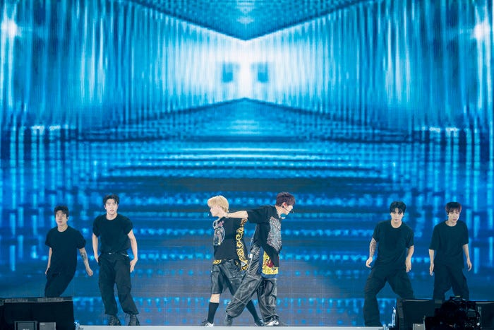 マーク、ヘチャン「SMTOWN LIVE 2025 in TOKYO」より(C)田中聖太郎写真事務所