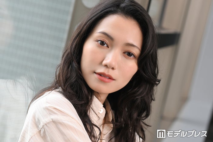 二階堂ふみ、チェ・ジョンヒョプからの韓国土産を絶賛「Eye Love You」で得た“大きなギフト”とは＜インタビューVol.5＞