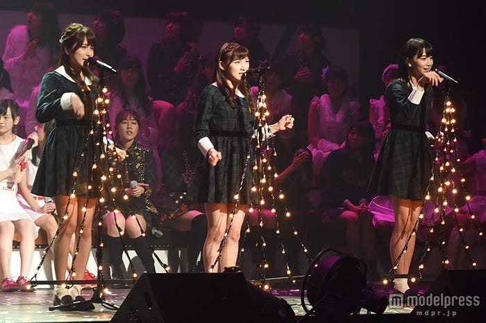 入山杏奈、岡田奈々、後藤萌咲