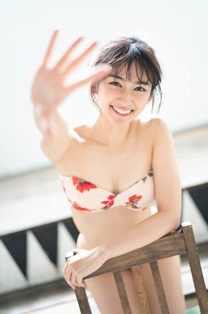小泉遥(C)矢西誠二/週刊プレイボーイ