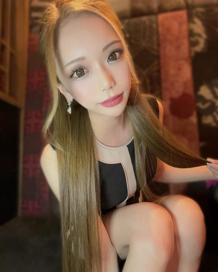 「華灯」れなInstagramより