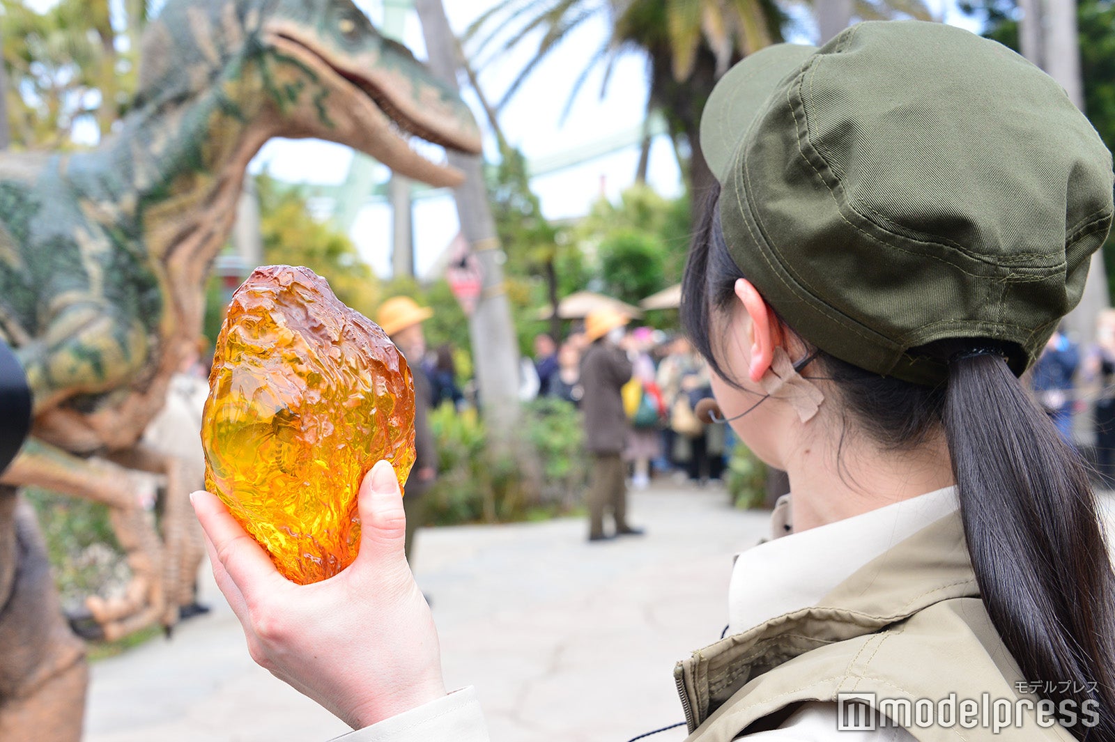 琥珀（C）モデルプレス