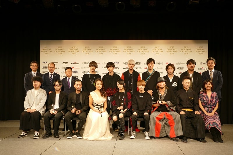 授賞式の様子（画像提供：ソニー・ミュージック）