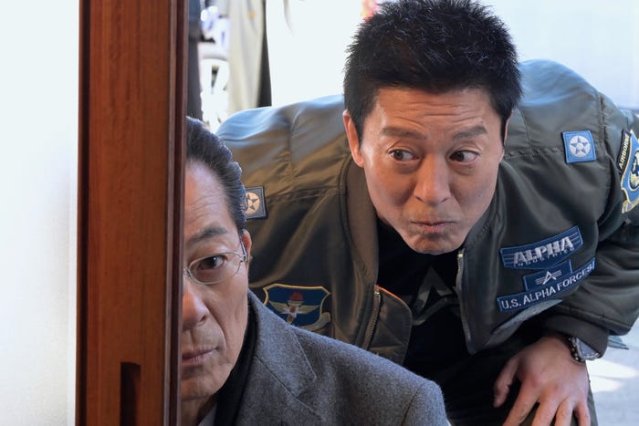 水谷豊、寺脇康文「相棒season22」第14話より(C)テレビ朝日