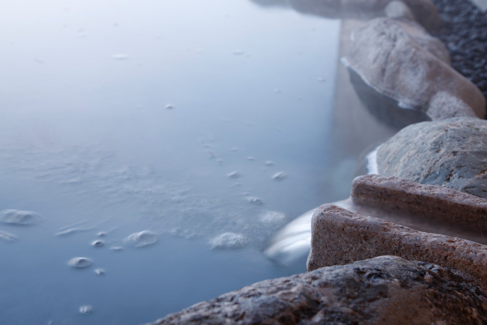 箱根本箱／画像提供：日本出版販売株式会社