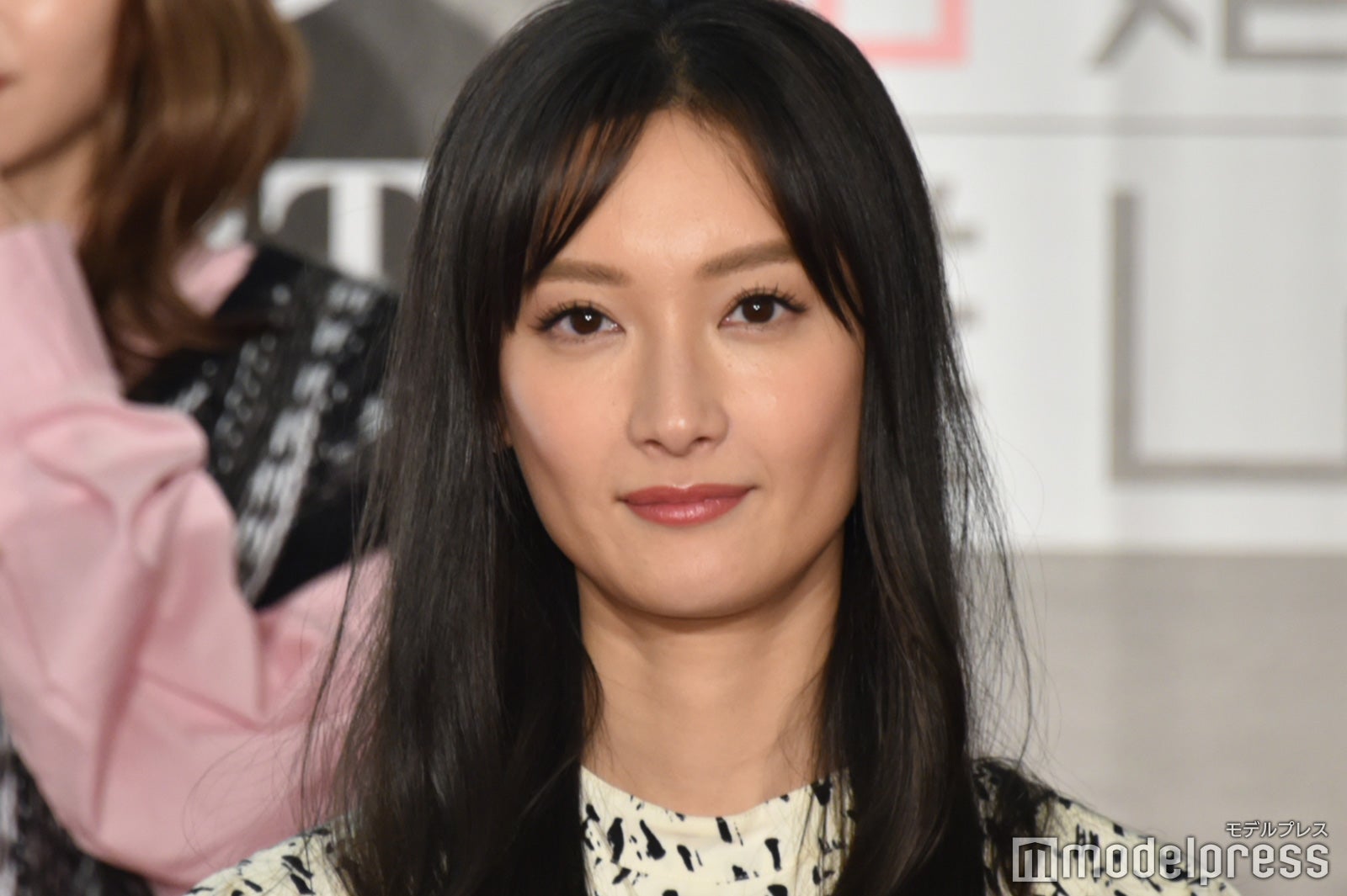 菜々緒、街中で絶対にバレない理由 鈴木伸之らキャスト陣も驚き＜忍者に結婚は難しい＞