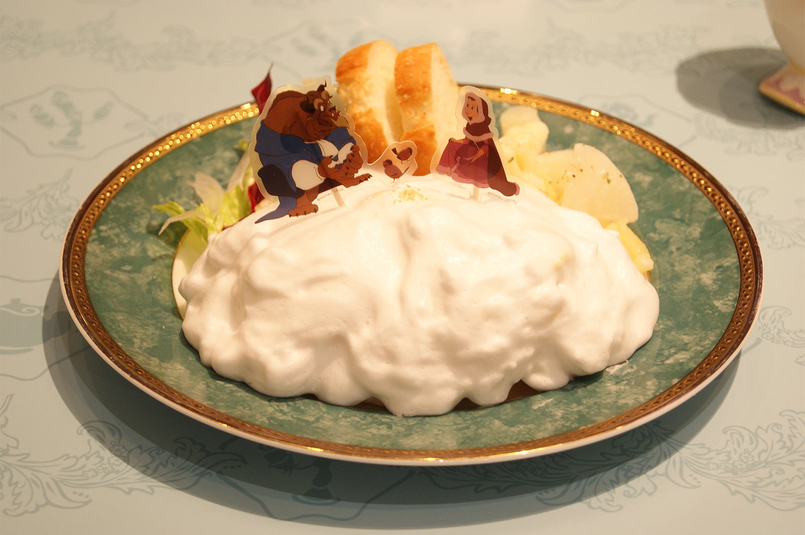 ＜Something There＞愛の雪解け・クリームパスタ1,990円（C）Disney