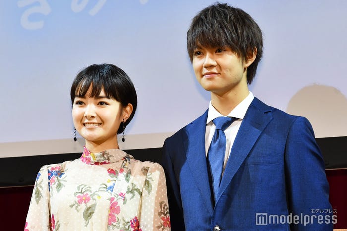 葵わかな、佐野勇斗(C)モデルプレス