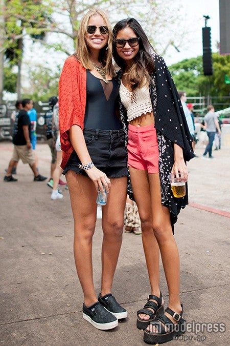 ワンポイントカラーを取り入れたスポーツミックス