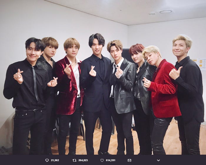 福士蒼汰 Bts 防弾少年団 との集合ショット話題 韓国語でプレゼンター務める モデルプレス 福士蒼汰 Bts 防弾少年団 との集合ショット話題 韓国語でプレゼンター務める モデルプレス