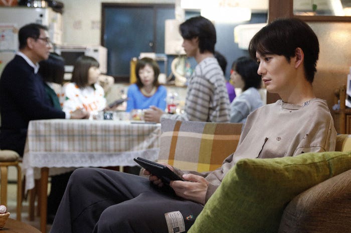 岡田将生、「ザ・トラベルナース」第4話(C)テレビ朝日