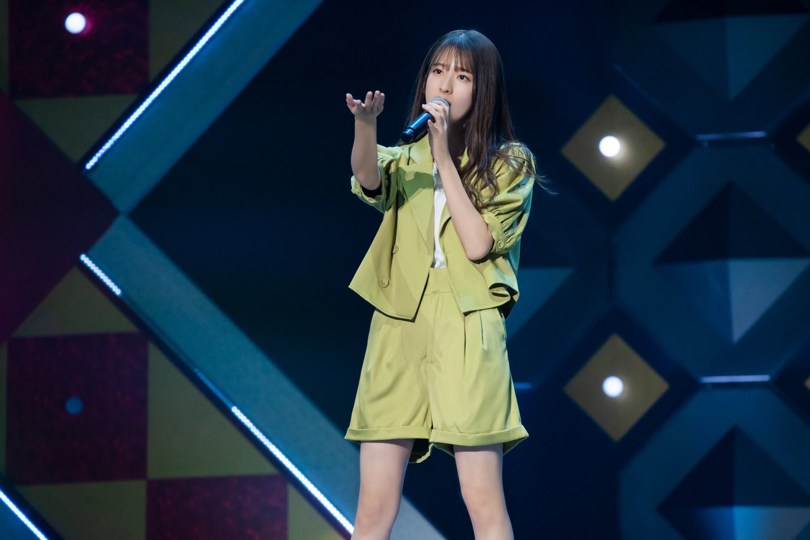 菅原咲月「新・乃木坂スター誕生！LIVE」より（C）日本テレビ