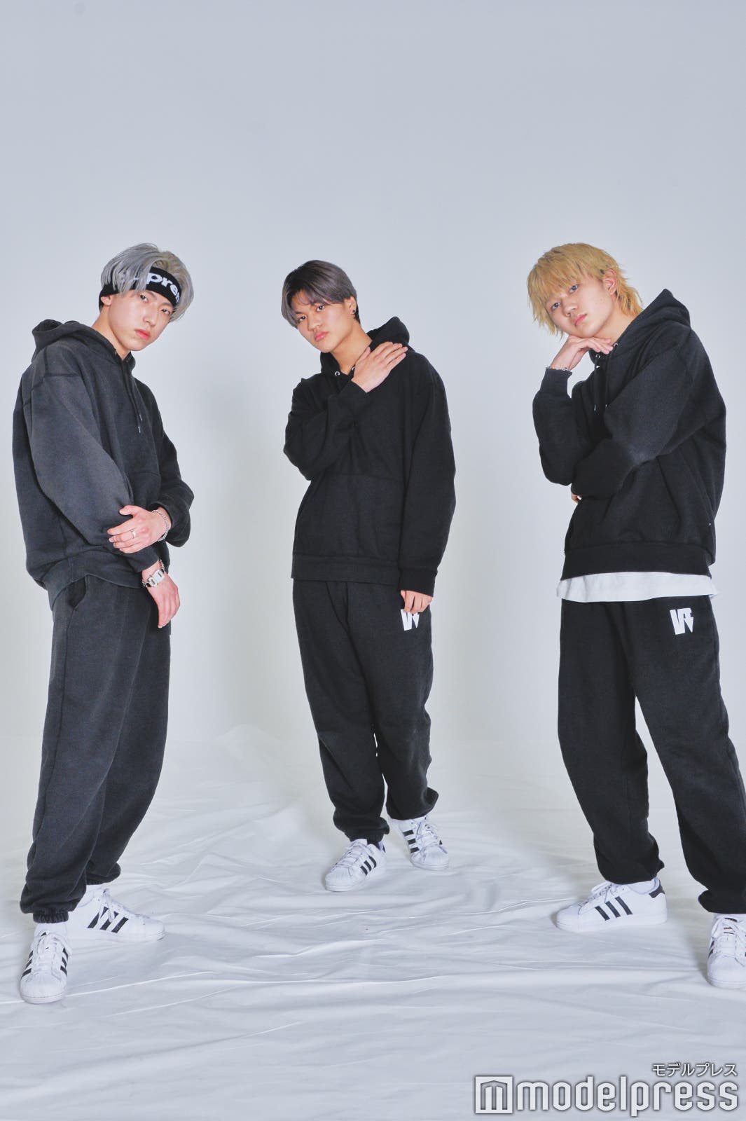 (左から)今田 雅也、相良 光翼、新田 颯真(C)モデルプレス