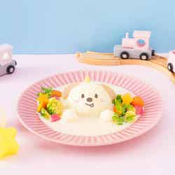 ホワイトカレー_MEONGRYONGIE 税込2,290円(C)2025 SM ENTERTAINMENT JAPAN (C)SM Ent.