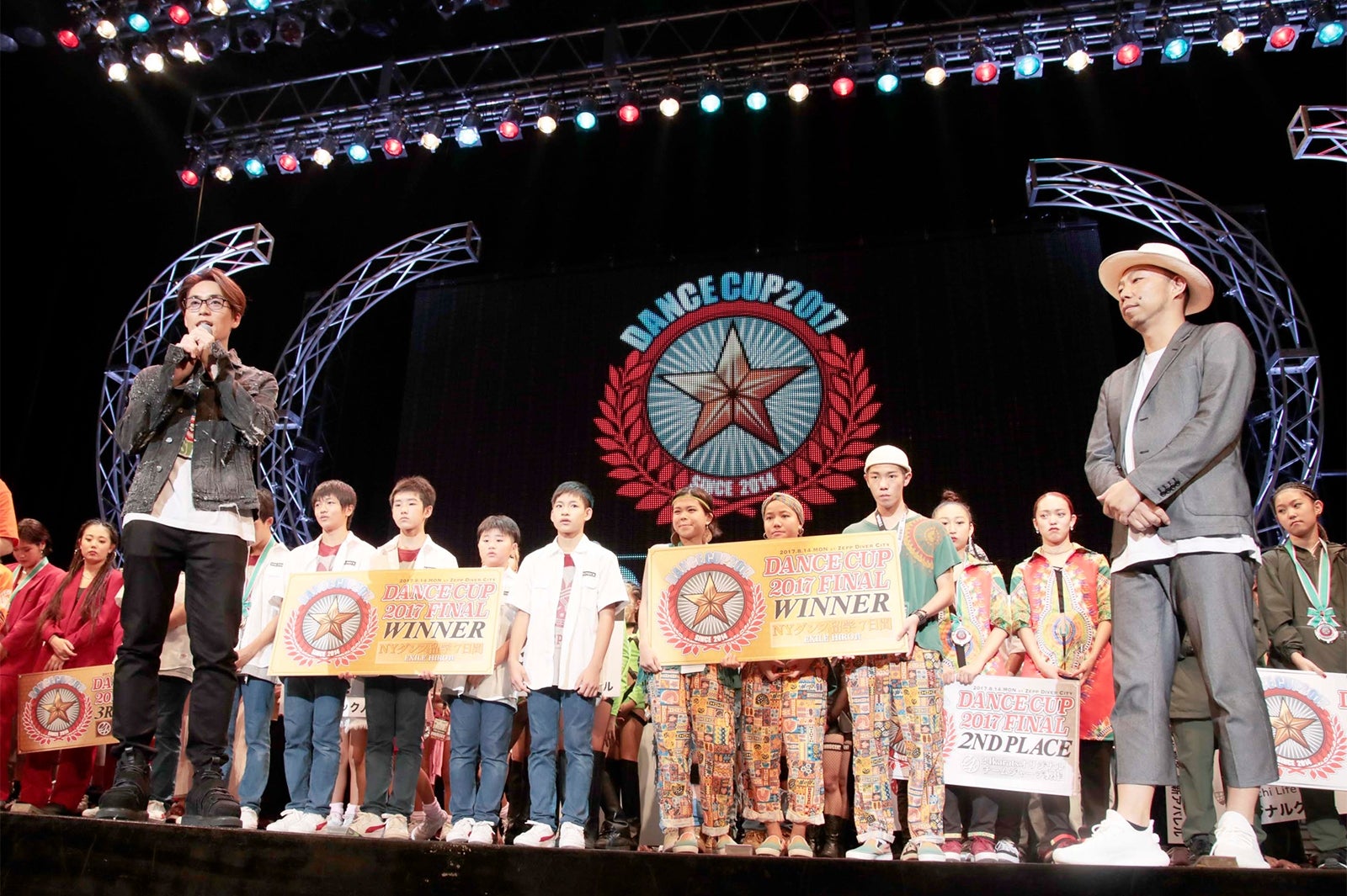 ダンス大会「DANCE CUP 2017」の様子（画像提供：LDH JAPAN）