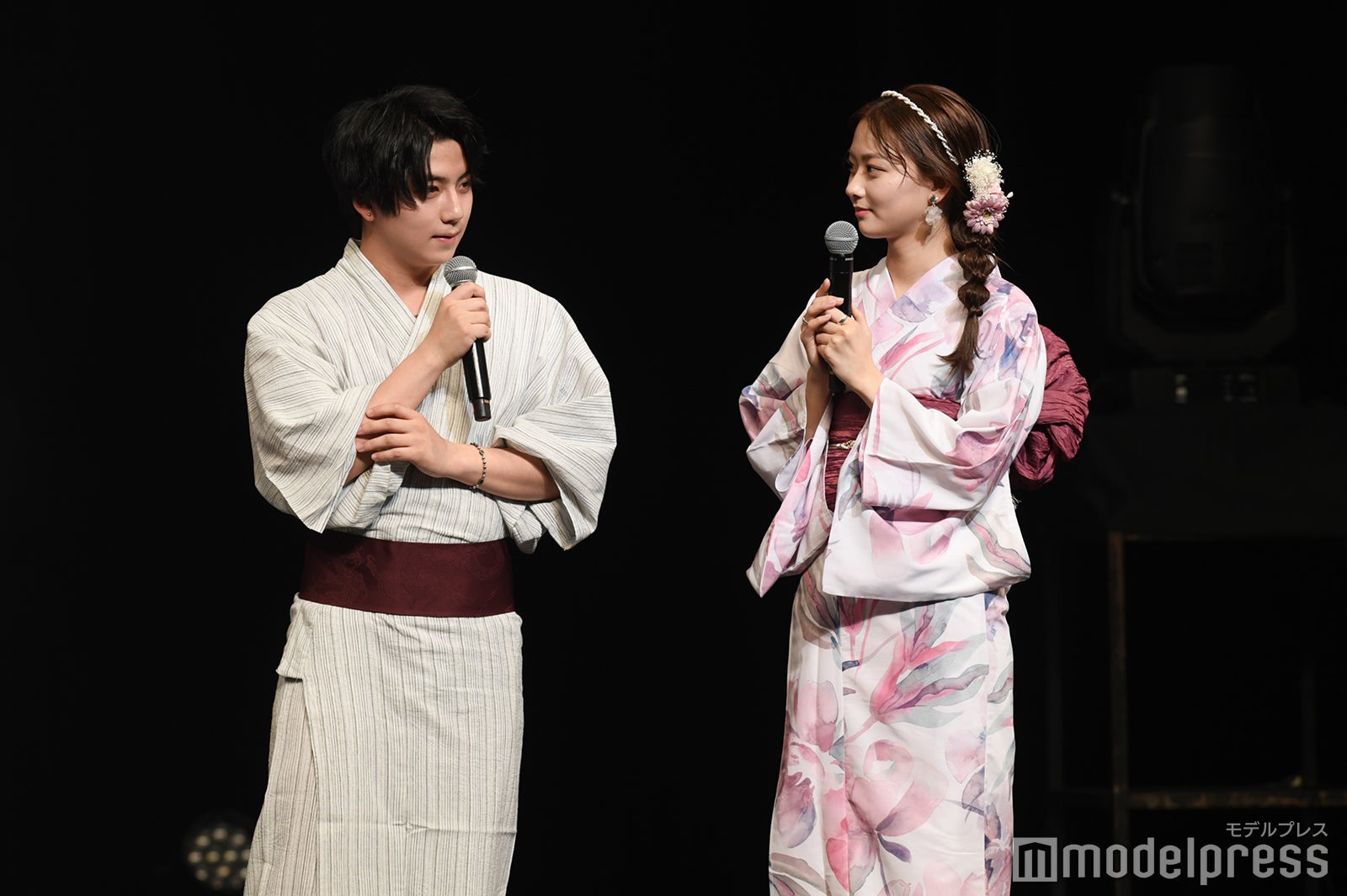 岡田蓮、みとゆな（C）モデルプレス