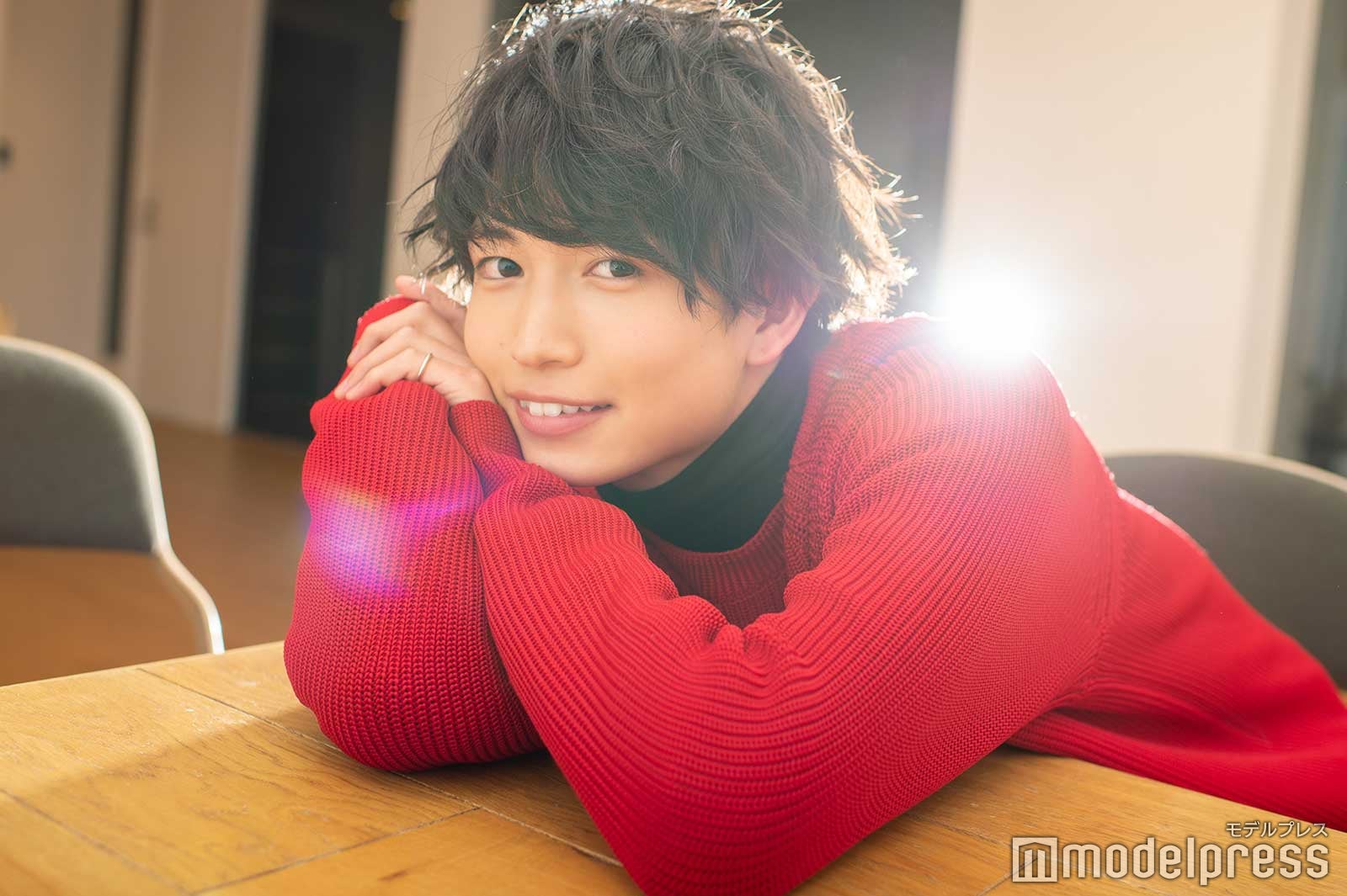 綱啓永（C）モデルプレス