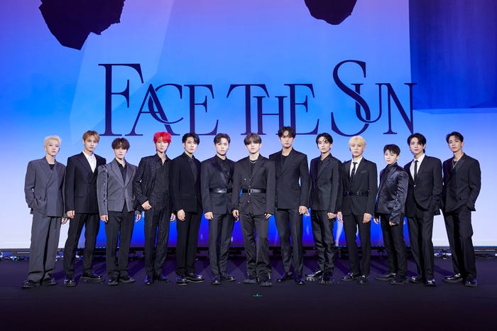 SEVENTEEN(C)PLEDIS Entertainment