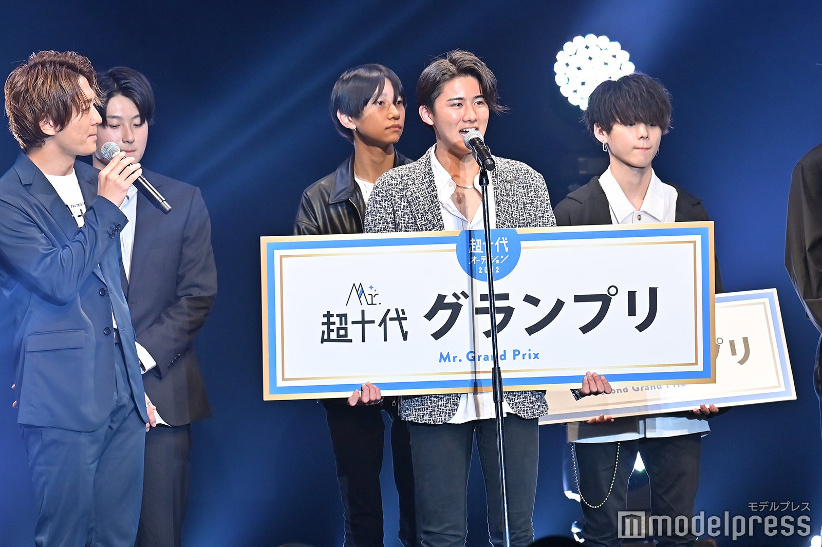 （C）モデルプレス