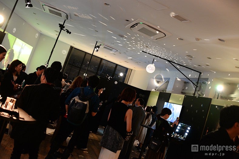 ディスコナイトを楽しむ／イベント会場の様子