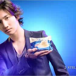 チャンミン/「牧場しぼり」新CM「本気のバニラ」篇より