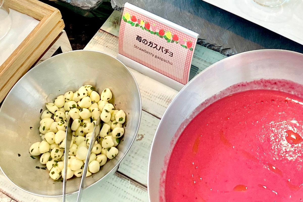 東京ベイ東急ホテル　ストロベリービュッフェ