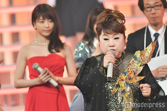 関ジャニ Nmb48 乃木坂46 有村架純ら 天童よしみを 関西応援 で盛り上げる 紅白本番 モデルプレス 関ジャニ Nmb48 乃木坂46 有村架純ら 天童よしみを 関西応援 で盛り上げる 紅白本番 モデルプレス