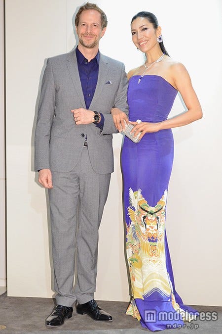 セオドール・ミラー&アンミカ夫妻