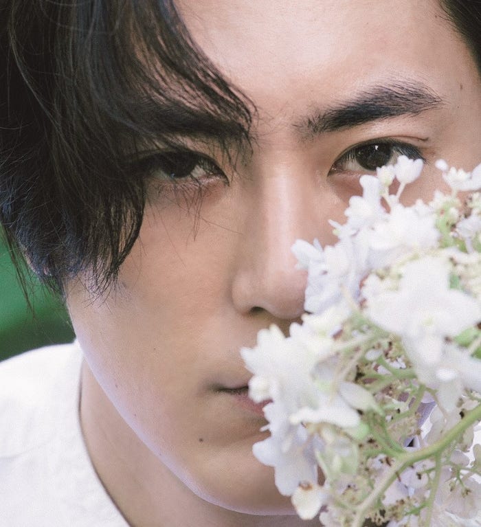 間宮祥太朗 直筆エッセイ&フォトブック『色』(撮影:京介)ワニブックス刊