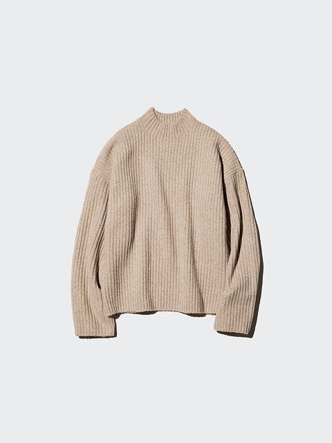 ユニクロのスフレヤーンモックネックセーター