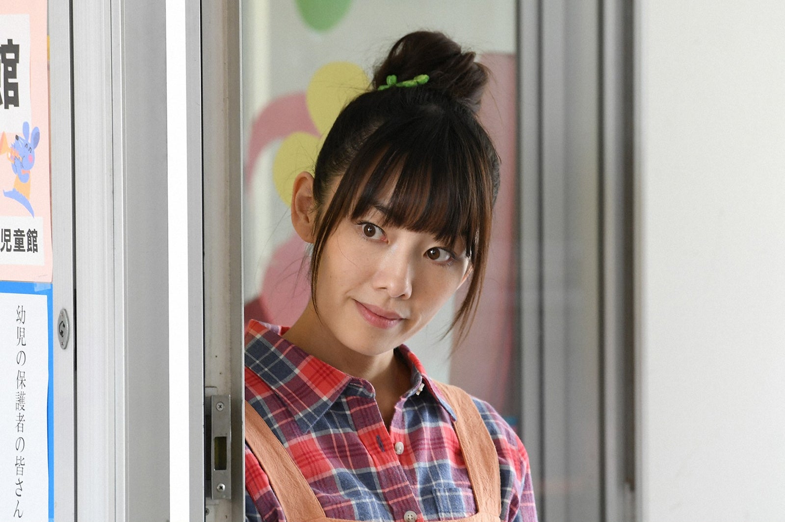 橋本真実／「義母と娘のブルース」第1話より（C）TBS