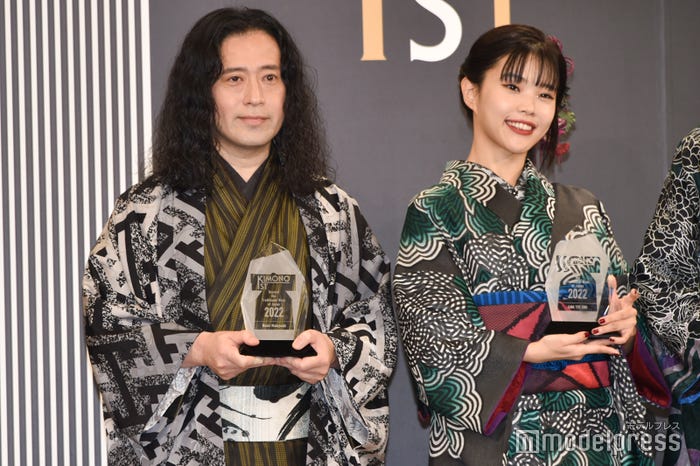 又吉直樹、アイナ・ジ・エンド(C)モデルプレス