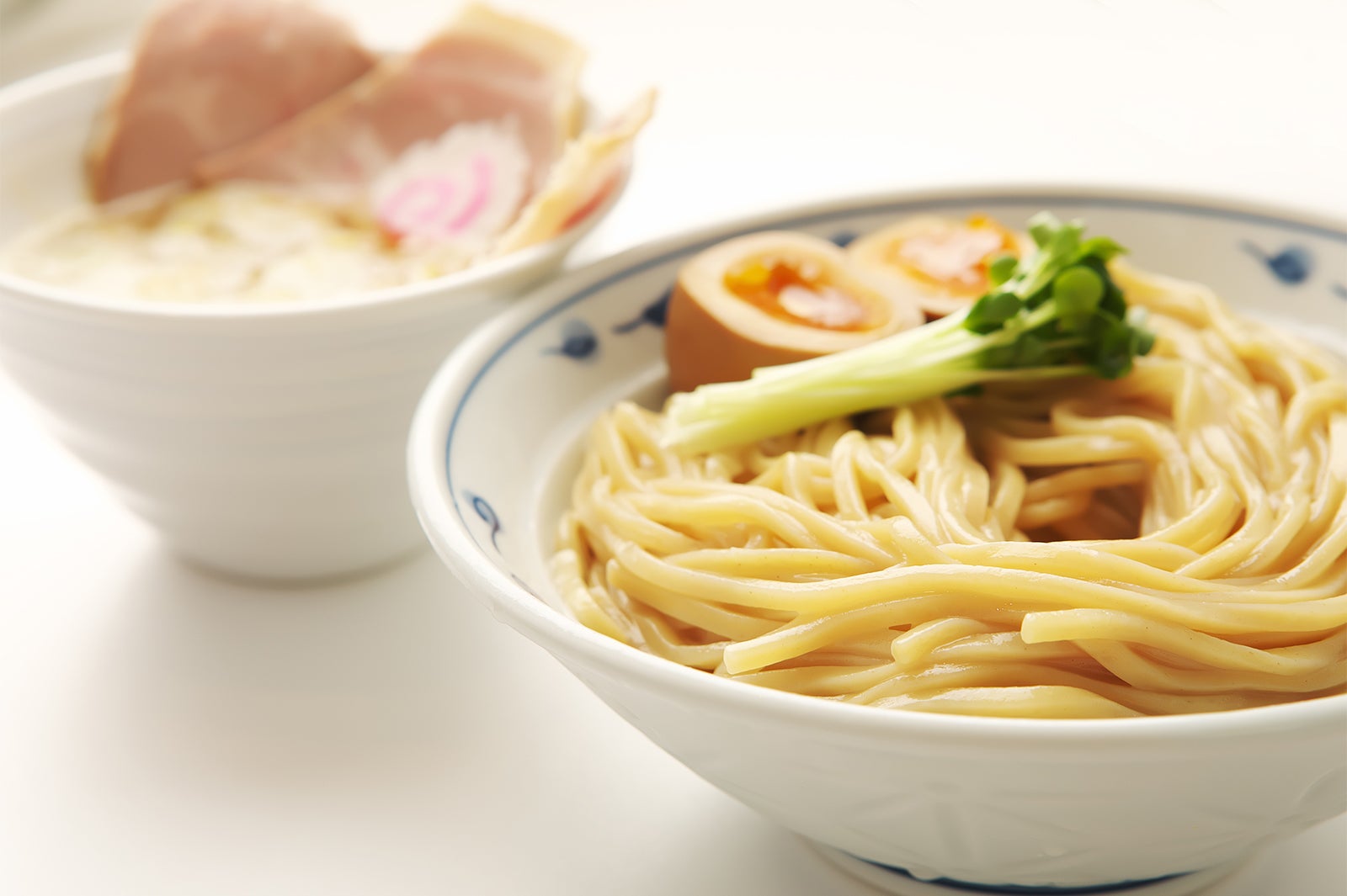 サバ濃厚鶏つけめん 900円（税込）／画像提供：マリブ