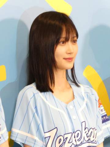 山下美月 主演舞台で漫才披露 しずちゃんから太鼓判も「大プレッシャー」