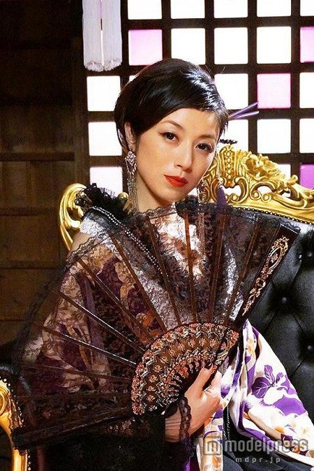 高岡早紀（c）「殺しの女王蜂」製作委員会