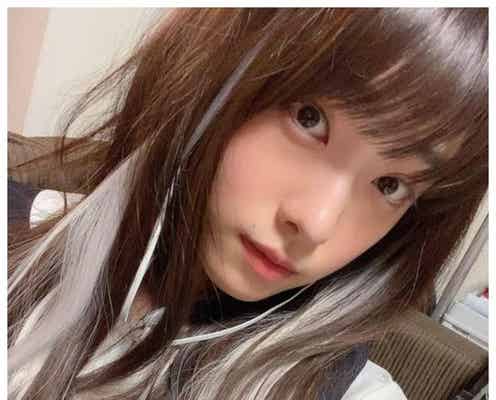 高橋ひかる、銀髪メッシュ&ツインテールのオフショットに反響「似合ってる」「貴重」