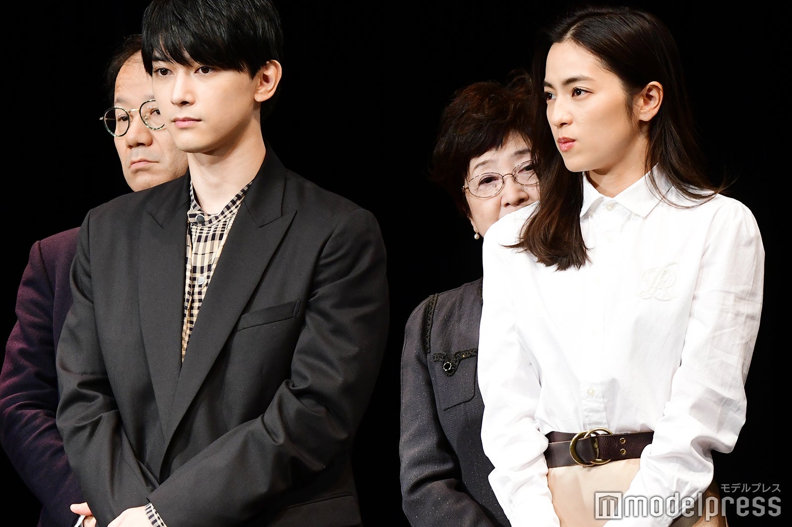 吉沢亮、中村アン（C）モデルプレス