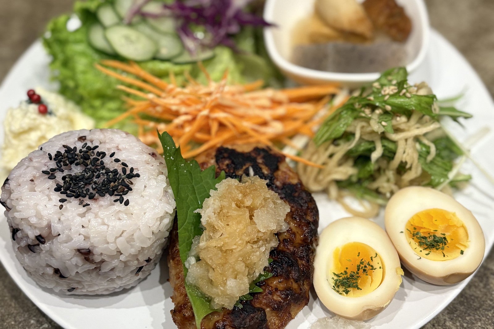 KOZUKA513 cafe&guesthouse（提供写真）