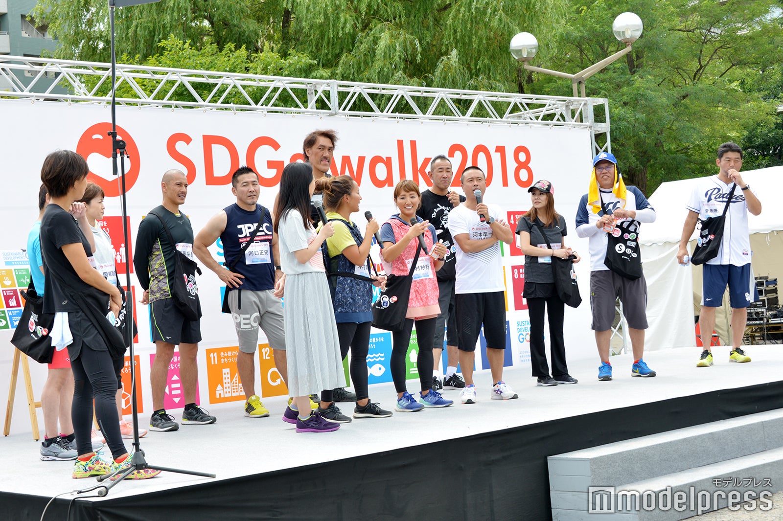 ゴールしたアスリートたち（C）モデルプレス