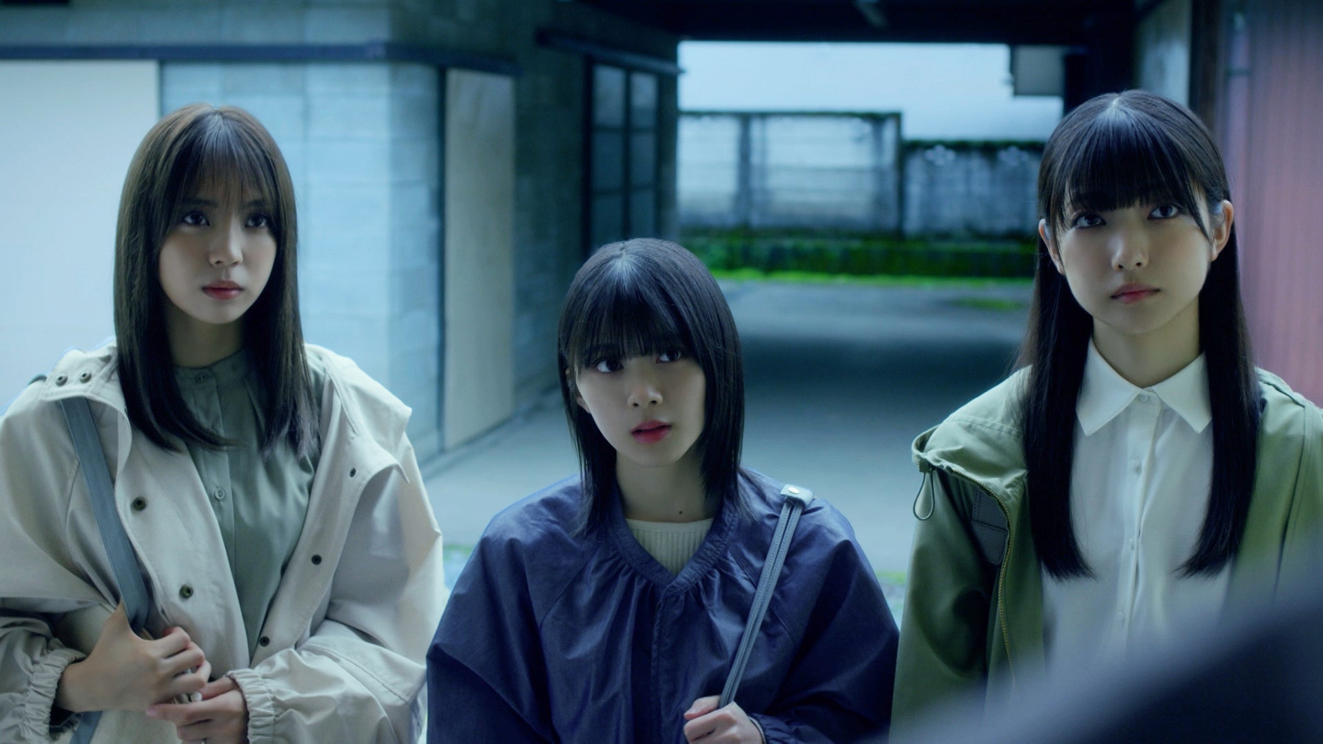 小林由依、森田ひかる、大園玲「アクトレス」第5話より（C）NTT DOCOMO,INC.