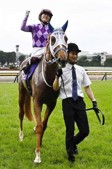 ジュウリョクピエロ 今秋は国内専念 凱旋門賞挑戦は見送り 秋華賞→エリザベス女王杯を予定