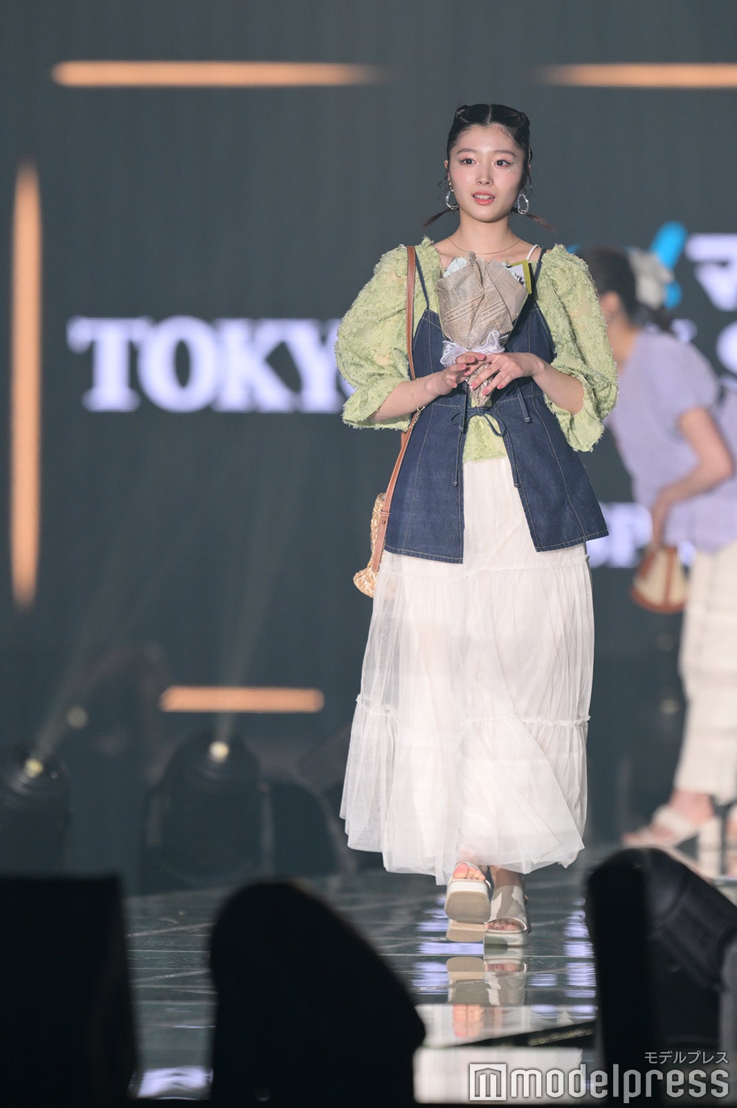 （C）モデルプレス