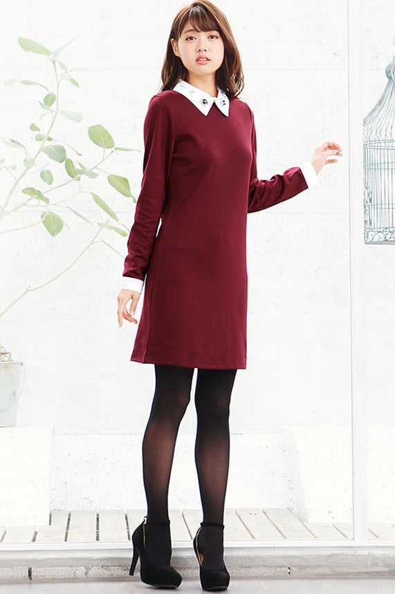 ビジュー付きシャツ襟Fakeレイヤードミニ丈ワンピース「神戸レタス」2990円（税込）／画像提供：神戸レタス