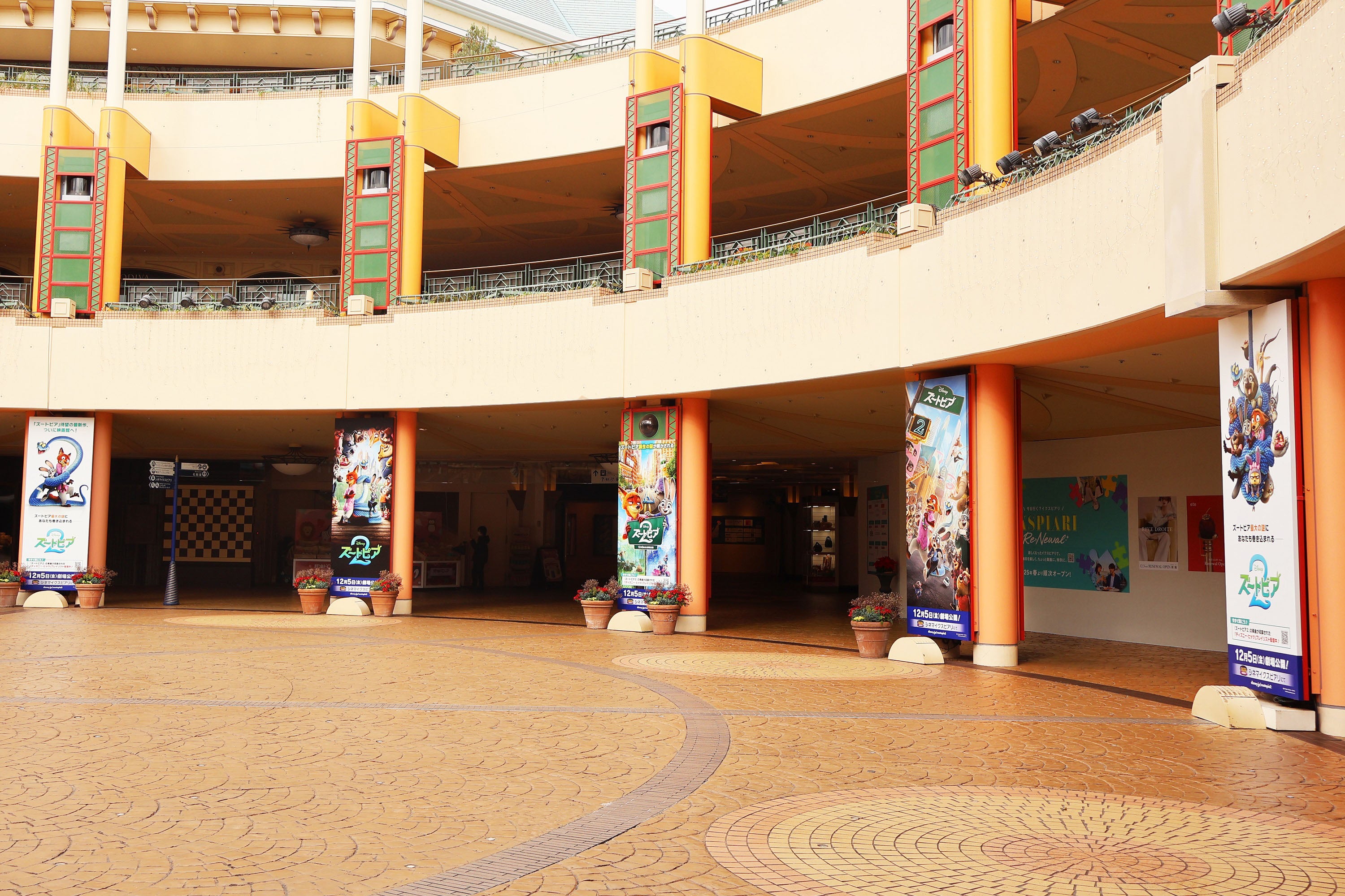 イクスピアリの様子（C）Disney