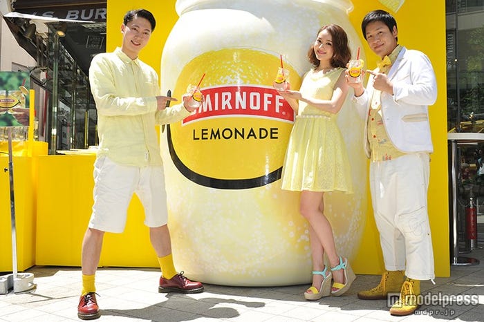 (左から)はんにゃ・金田哲、chay、川島章良