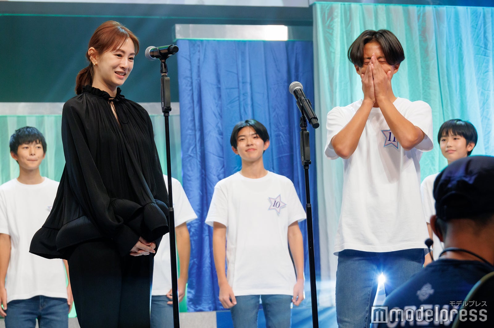 北川景子、佐藤来未登さん（C）モデルプレス